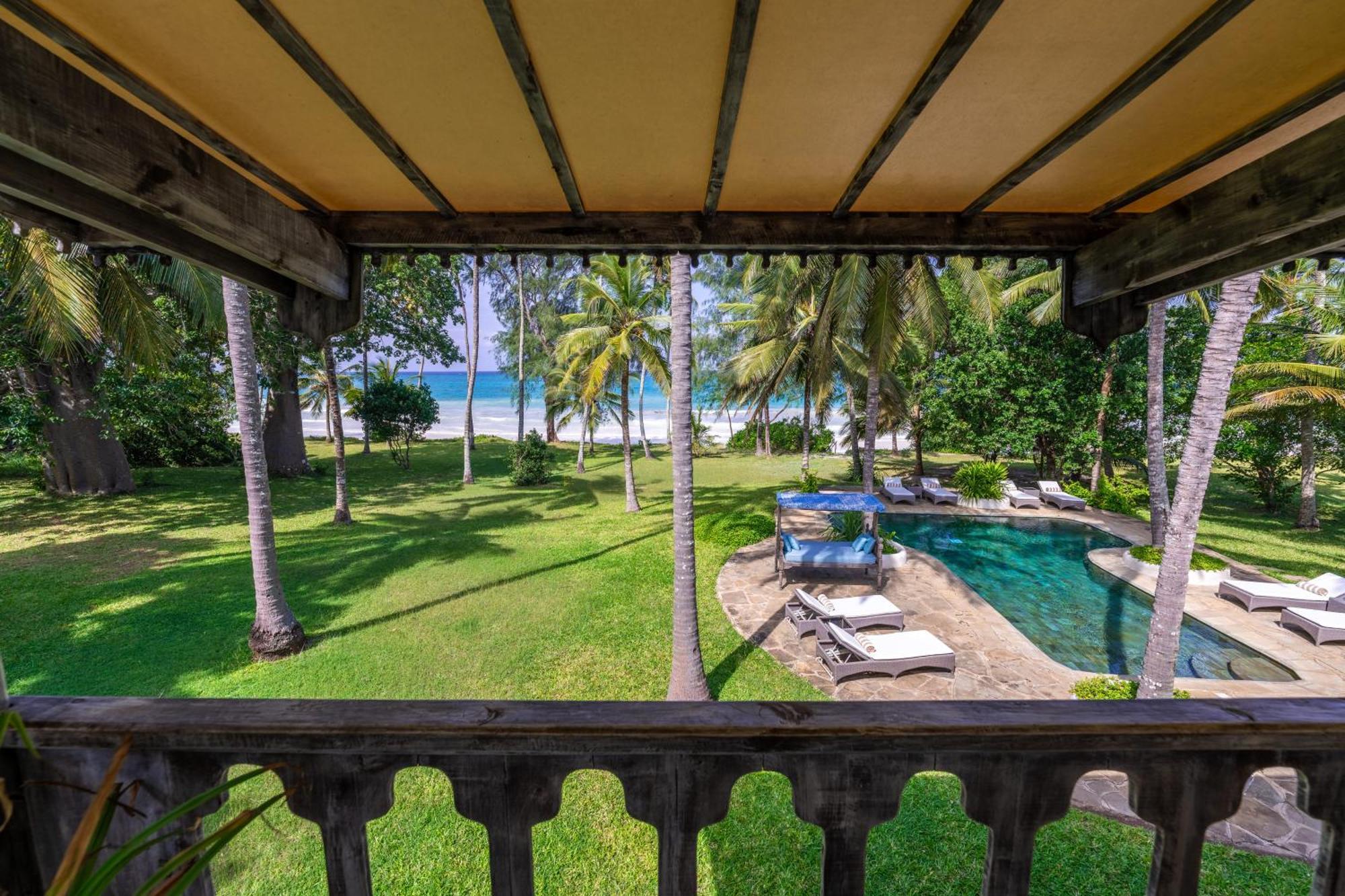 Nomad Beach Resort Diani Beach Exteriér fotografie